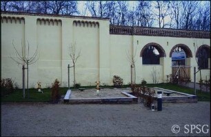 Potsdam, Neuer Garten, Meierei, Brauhaus-Gaststätte, Spielplatz.