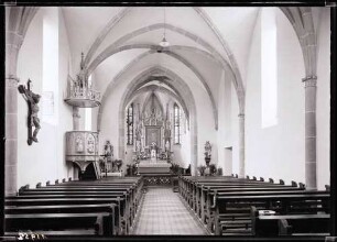 Katholische Pfarrkirche innen von Osten nach der Restaurierung