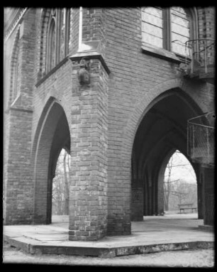 Potsdam, Park Babelsberg, Gerichtslaube, Detail.