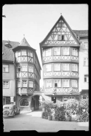Marktplatz 12 (Konditorei Hahn) mit Vorplatz und Durchgang zur Münzgasse