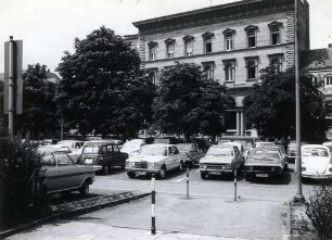 Privatgebäude, Straßen und Plätze in Karlsruhe. Herrenstraße