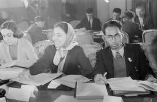 Kongress des Exekutiv-Komitees des Weltstudentenbundes (IUS) 13.-17.01.1951 : Kongressteilnehmer