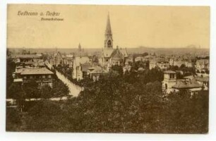Bismarckstraße mit Friedenskirche