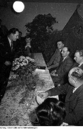Großhennersdorf. Jugendforum, Werbung für sozialistisch-genossenschaftliche landwirtschaftliche Produktionsmethoden, 1957/58