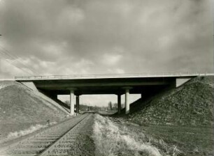 vier Autobahnbrücken aus Spannbeton, 1959