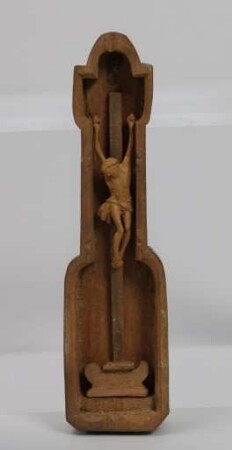 Miniaturkruzifix in Holzkästchen