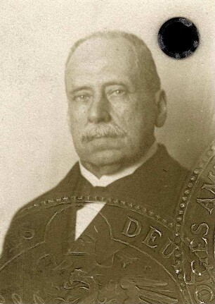 Foto des Antonio Romen, ehemaliger Konsul von Uruguay (Passfoto)