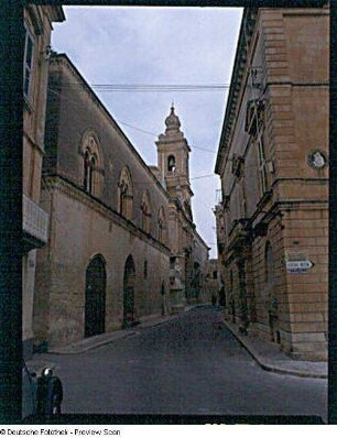 Carmelite Convent : Blick vom Palazzo Santa Sophia zum Carmelite Convent