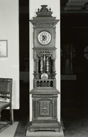Bodenstanduhr : Fa. Furtwängler und Söhne, Schwarzwald