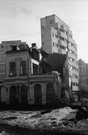 Bukarest: Eingestürztes Haus am Boulevard Bratianu (später Boulevard Magheru)