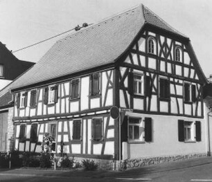 Hochheim am Main, Hauptstraße 30