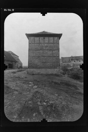 Ermsleben (Falkenstein/Harz-Ermsleben). Konradsburg (um 1200). Brunnenhaus