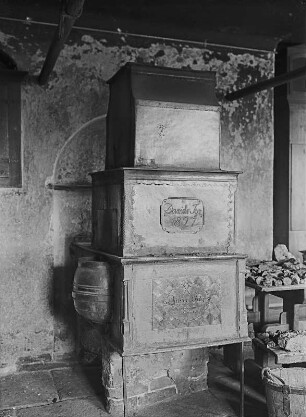 Eiserner Ofen im Huthaus der Grube Daniel in Schneeberg