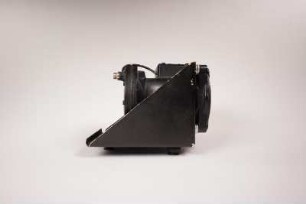 Seitenansicht (links) Bendix Magnet- und Fernkompass B-16