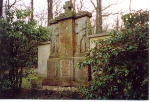 Kiegerdenkmal in Holzhausen-Externsteine. Horn-Bad Meinberg. Holzhausen-Externsteine. Papierabzug