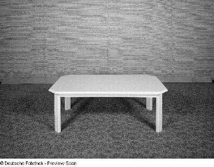 Couchtisch (Modell T 220/120)