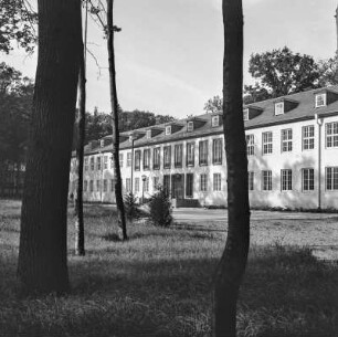 Kasernengebäude