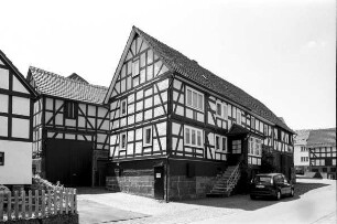 Einhaus (Einhaus, Fachwerk); Burgwald, Urbachstraße 1, Urbachstraße 3