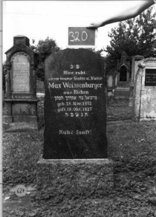 Grabstein 627 (Index: 100087109) Maße HxBxT: 120x48x13 cm: Grabstein 627
