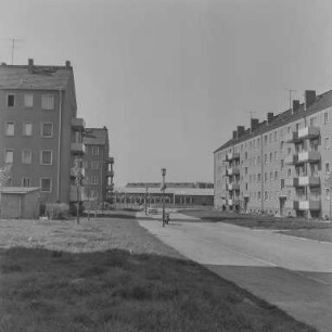 Bautzen : Bautzen. Kaufhalle-Ost, Bertholt-Brecht-Straße. Straßenansicht
