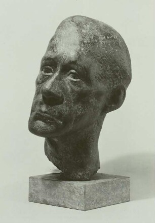 Porträtbüste Raimund Schelcher, Schauspieler