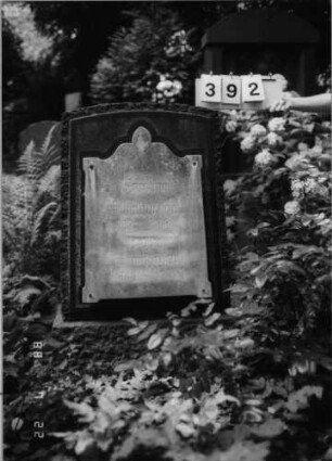 Grabstein 392