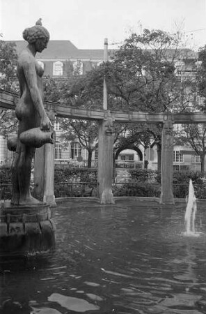 Brunnen auf dem Stephanplatz
