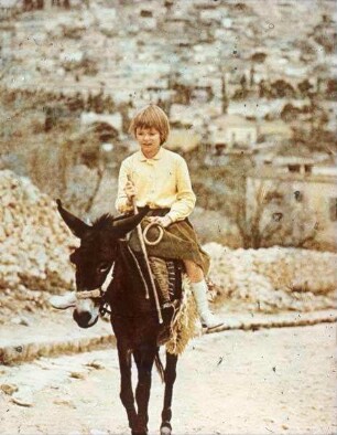 [aus dem Buch: Sven Gillsäter u. a., Helgas Reise ins Heilige Land, 1965] Nazareth