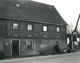 Neukirch (Lausitz), Dresdener Straße 23. Wohnstallhaus mit Scheunenteil (1801/1850)