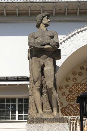 Ernst-Ludwig-Haus (Museum Künstlerkolonie) — Statue