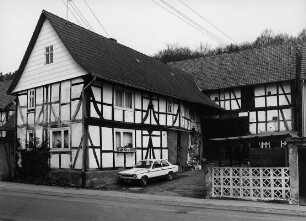 Waldkappel, Amselweg 14