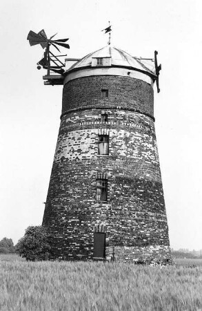 Leipzig-Lindenthal. Turmholländer, Baujahr 1892