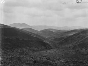 Berglandschaft : Die bergige Landschaft Ruandas