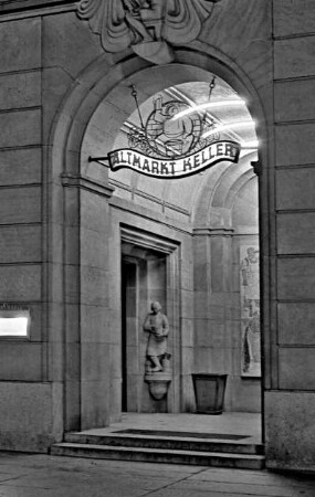 Dresden, Eingang zum Altmarktkeller