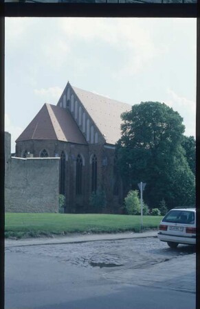 Prenzlau, Dominikanerkloster,Prenzlau, Nikolaikirche (53.311, 13.86) : Chor und Kirche von Nord-Ost