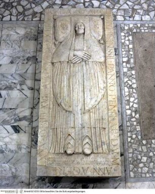 Grabmal des Archidiakons und Pönitentiars Johannes de Lazo