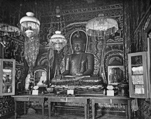 Mount Lavinia, Sri Lanka: Tempelschrein mit Buddhafigur