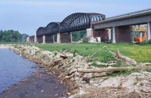 Umbau der Wintersdorfer Brücke bei Staustufe Iffezheim/Rhein
