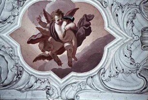 Innendekoration der Schlosskapelle — Deckendekoration der Schlosskapelle — Engel und Putti mit den Arma Christi unterhalb der Emporen — Putti mit Hammer