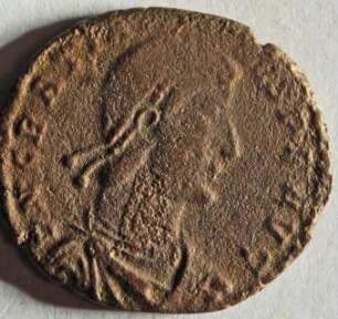 Römische Münze, Nominal Maiorina, Prägeherr Gratian, Prägeort nicht bestimmbar, Original