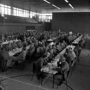 Kreisbauernverband Stormarn: Bad Oldesloe: Stormarnhalle: 34. Kreisbauerntag: Teilnehmer