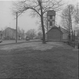 Feuerwehrdepot mit Schlauchturm