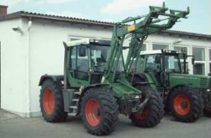 Fotografie: Allradtraktor, Frontlader, Systemtraktor