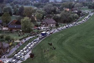 Atommüll-Transport mit Castoren in das Zwischenlager Gorleben, 8.5.86, Luftaufnahme