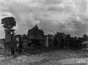 Verladen eines Wagens : Verladen eines Wagens.