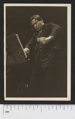 Porträtaufnahme George Enescu