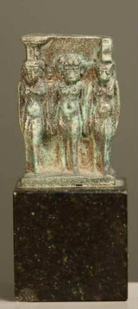Relief: Harpokrates zwischen Nephtys und Isis