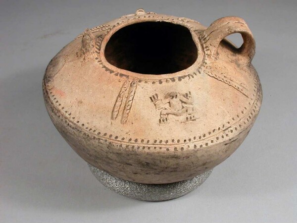 Clay vessel