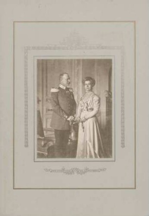 Großherzog Friedrich II. und Großherzogin Hilda, Kniestück.