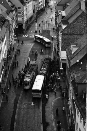 Freiburg: Blick vom Martinstor auf Kaiser-Joseph-Straße nach Umbau Fußgängerzone